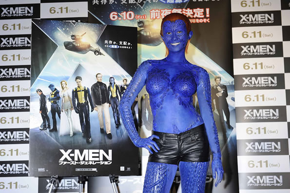 X Menの人気キャラクター ミスティーク が日比谷に出現 原幹恵がセクシーミュータントミスティークに変身